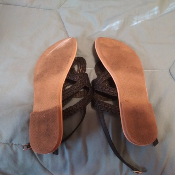 Girls sandals - Picture 3 of 3